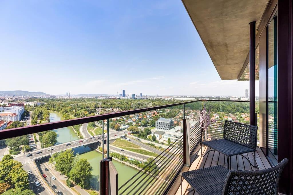 Design Apartment With Amazing View Over 维也纳 外观 照片